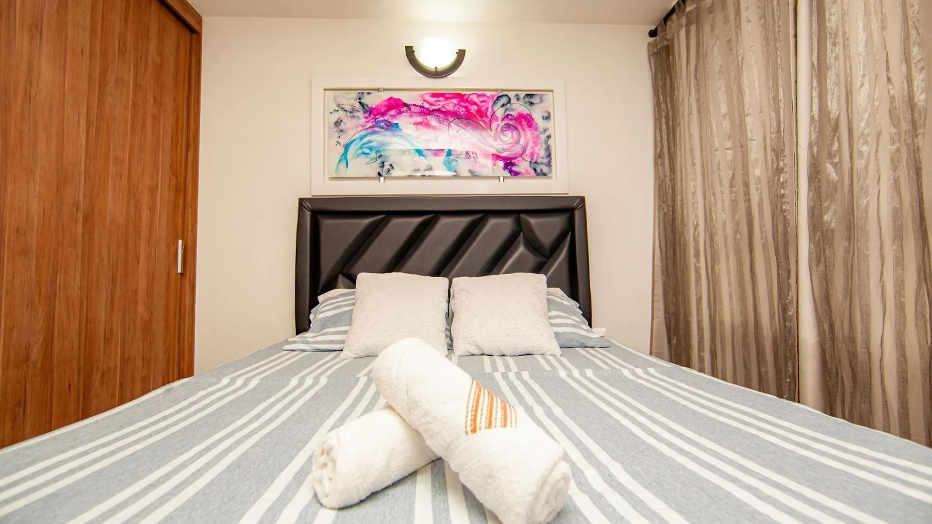 Apartamentos En El Sur De Cali, Parqueadero Propio, Piscina, Wifi